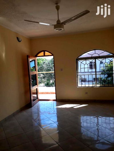 For Sale 4 Bedrooms Town Houses Kilifi - Image 2