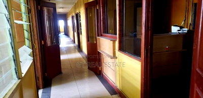 Warehouse on 1st Floor or Commercial Space to Let - Image 7