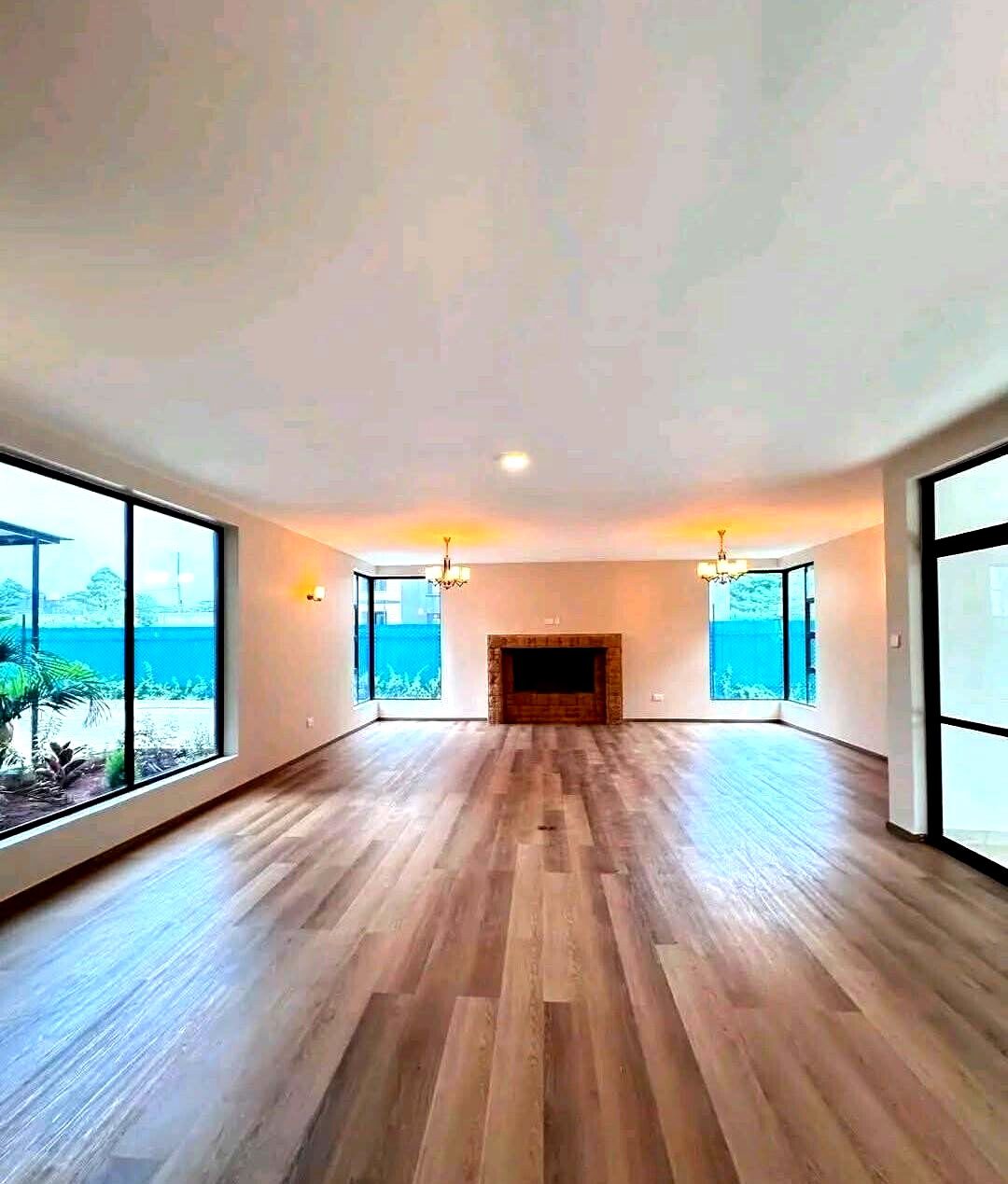 6-Bed Townhouse in Exclusive 3-Home Gated Estate – Karen