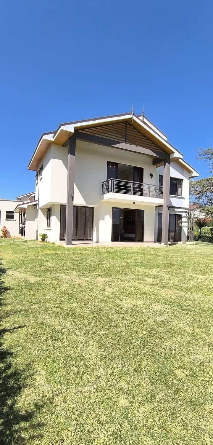 4BR Ensuite Townhouse with DSQ - Machakos Junction