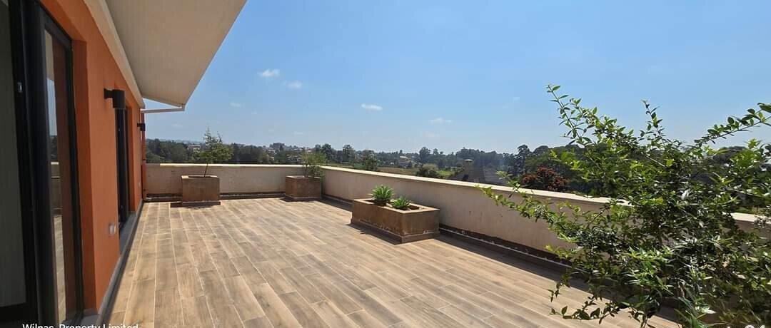 5 En-Suite Townhouse with Lift & Solar - Walk to ISK, Kitisuru