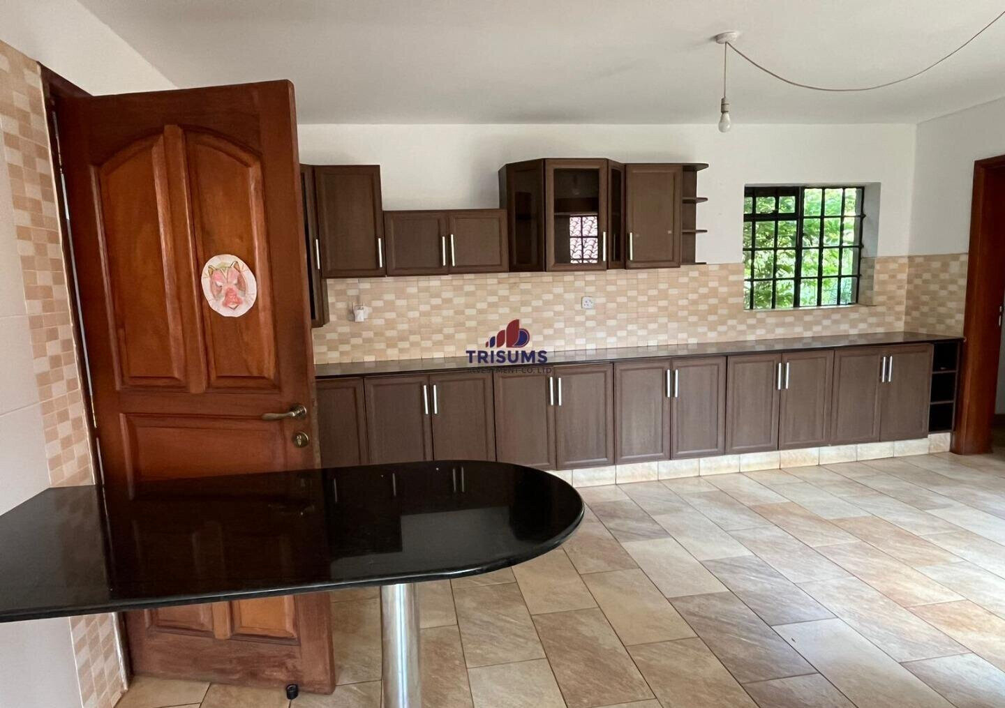 5BR Haven with Parking at KSh 350K