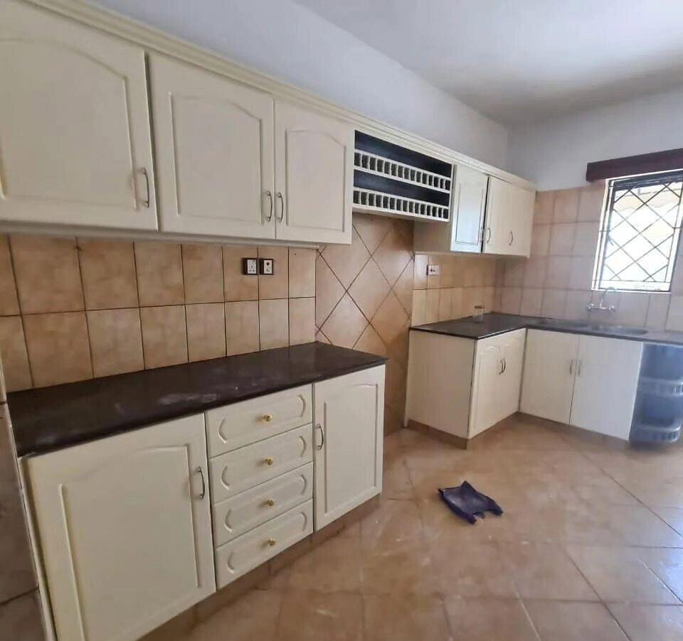 4BR Townhouse with Pool & Gym in Gated Lavington Compound