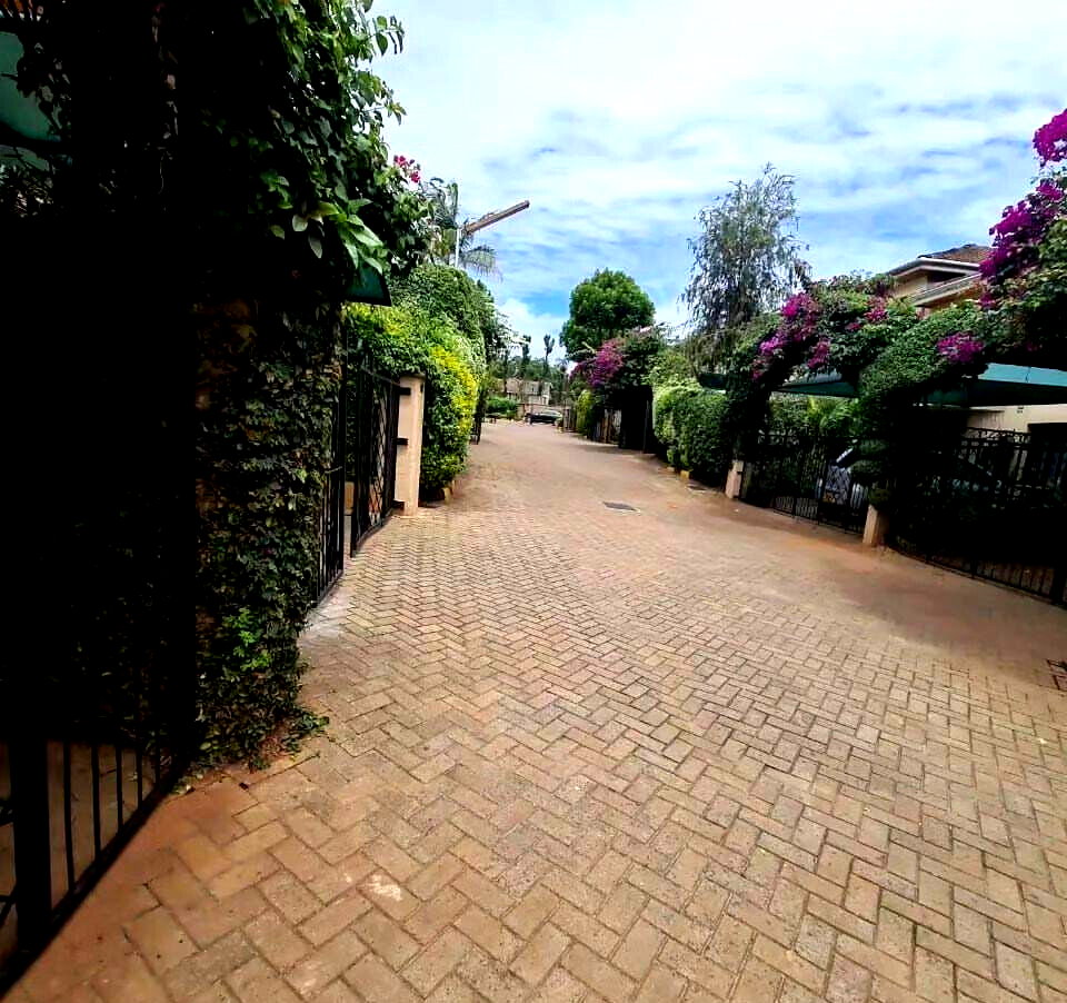 4BR Townhouse with Pool & Gym in Gated Lavington Compound