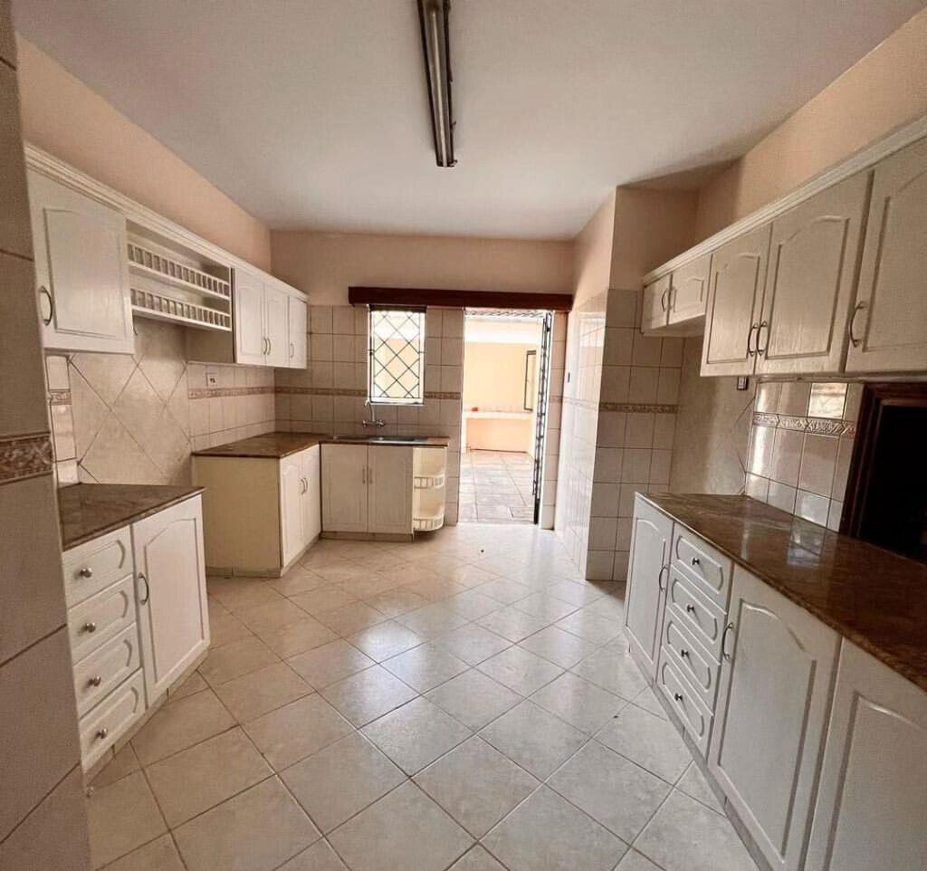 4BR Townhouse with Pool & Gym in Gated Lavington Compound