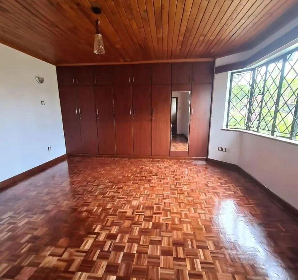 4BR Townhouse with Pool & Gym in Gated Lavington Compound