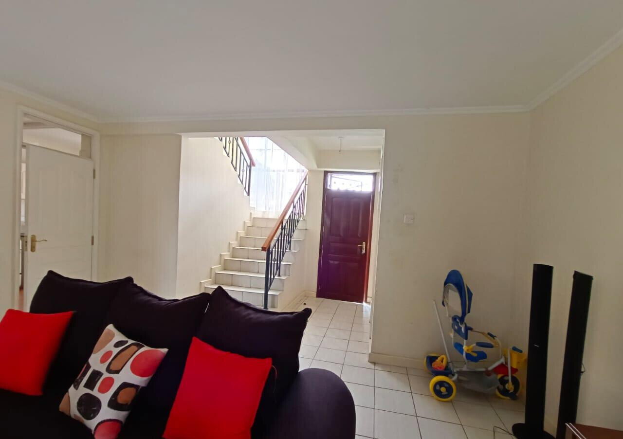 4BR Townhouse with Private Garden & Backup Power - Mombasa Rd
