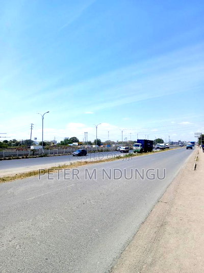 Prime Land on Sale, 22.6 Acres Touching Mombasa Road - Image 1