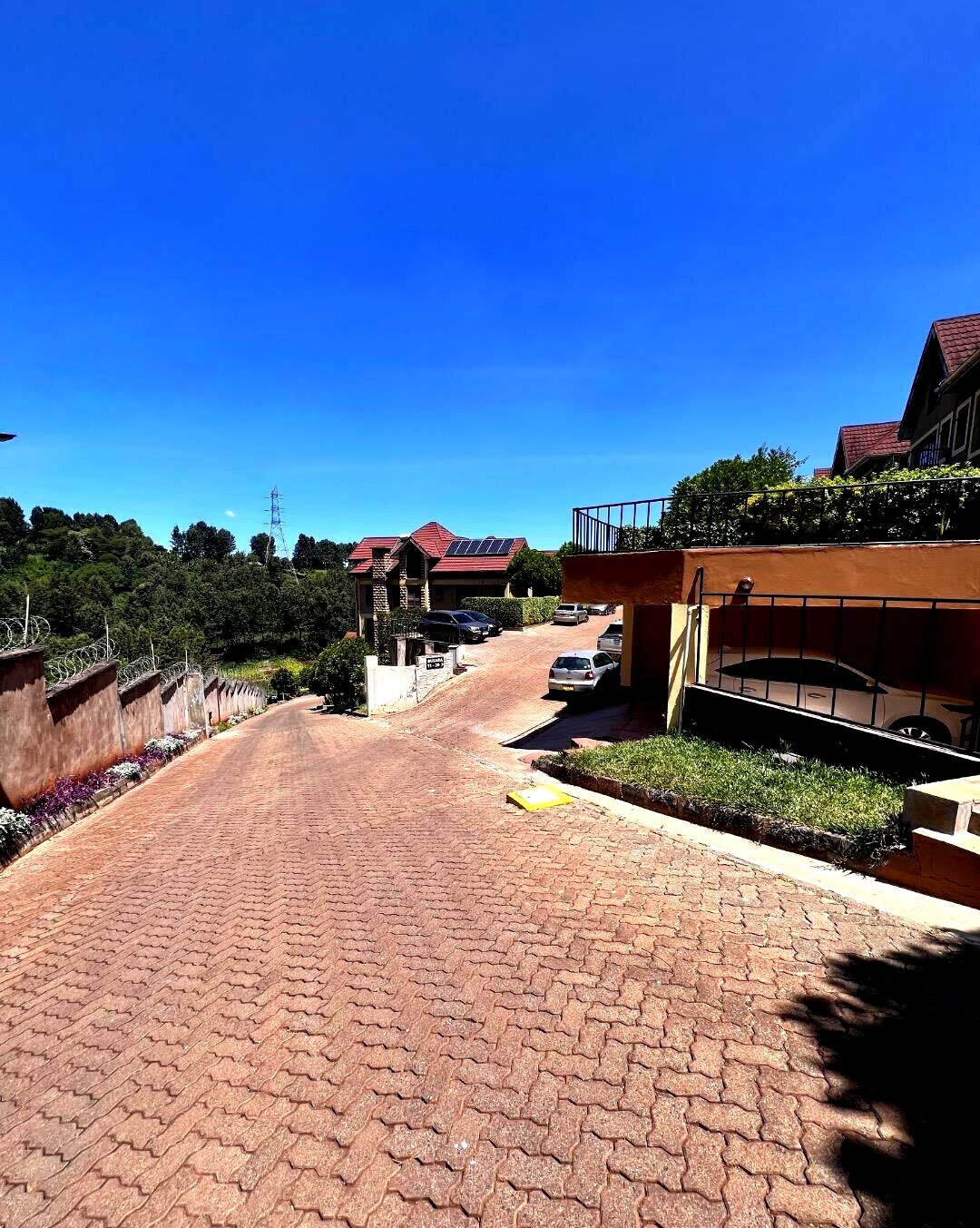4BR All-Ensuite Villa with Pool & Jacuzzi – Redhill, Limuru Rd