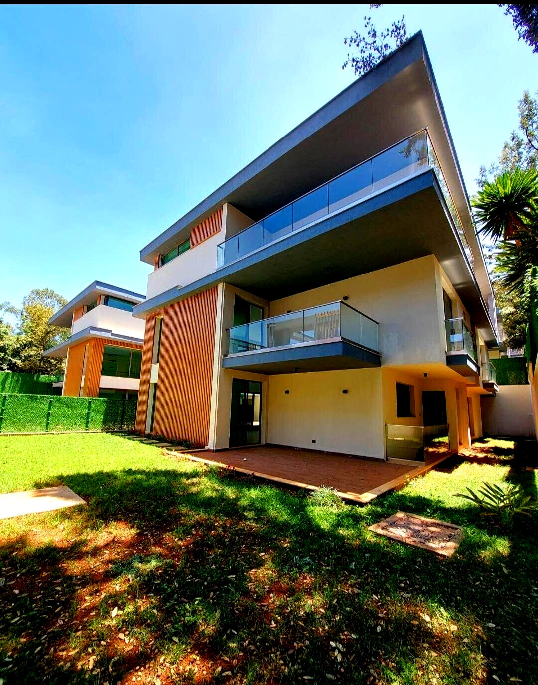 5-Ensuite Villa with Private Garden & Borehole - Lavington