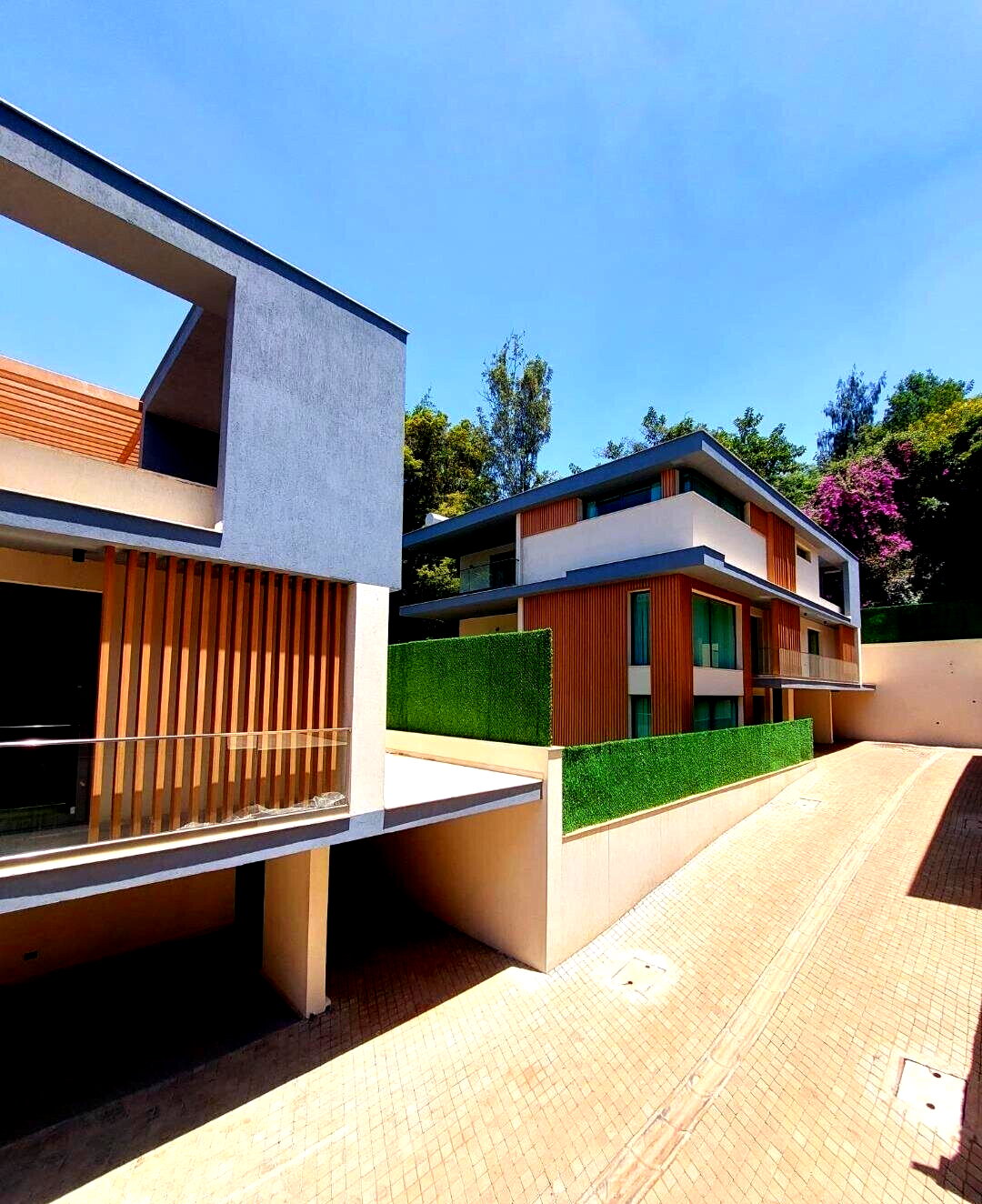 5-Ensuite Villa with Private Garden & Borehole - Lavington