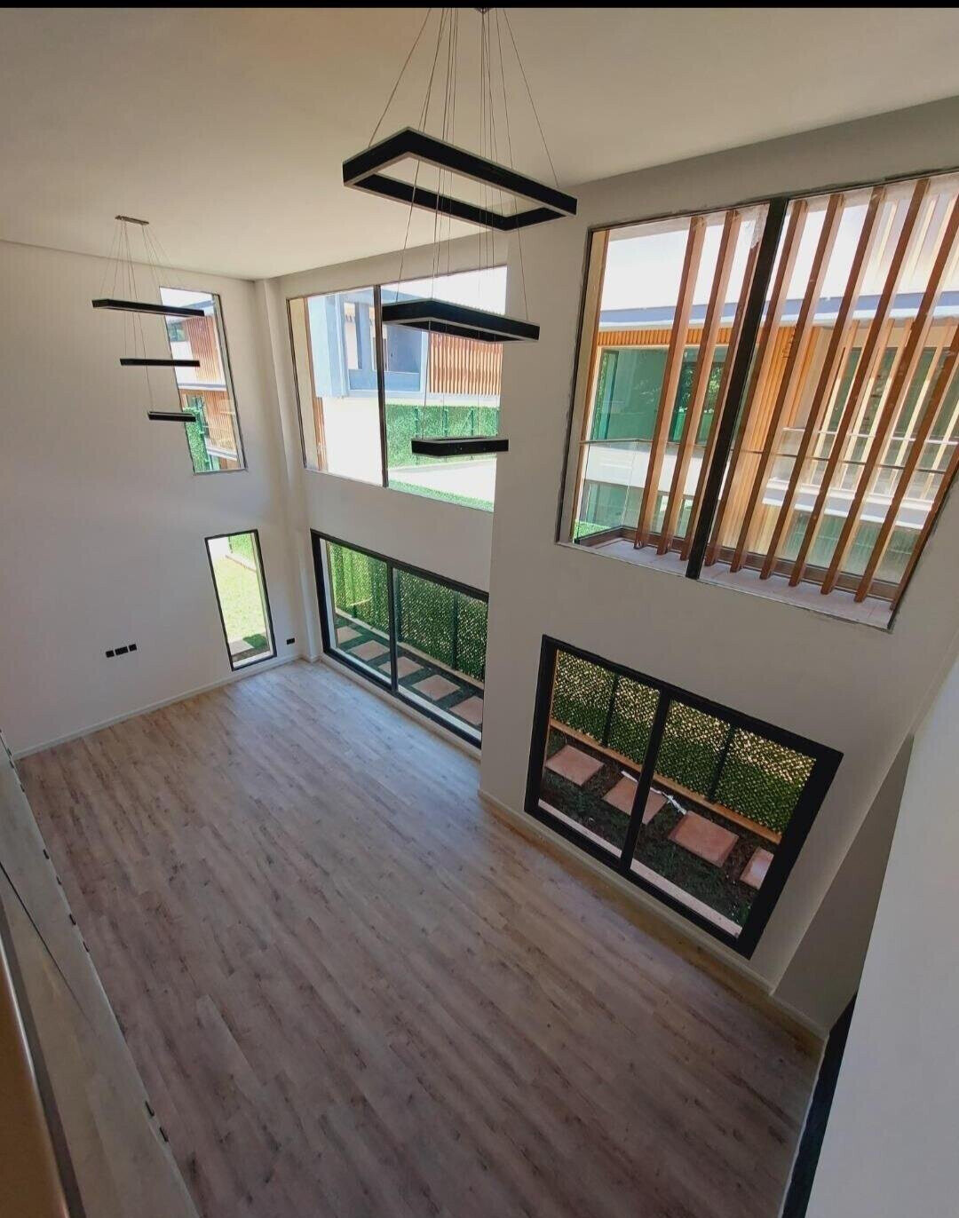 5-Ensuite Villa with Private Garden & Borehole - Lavington