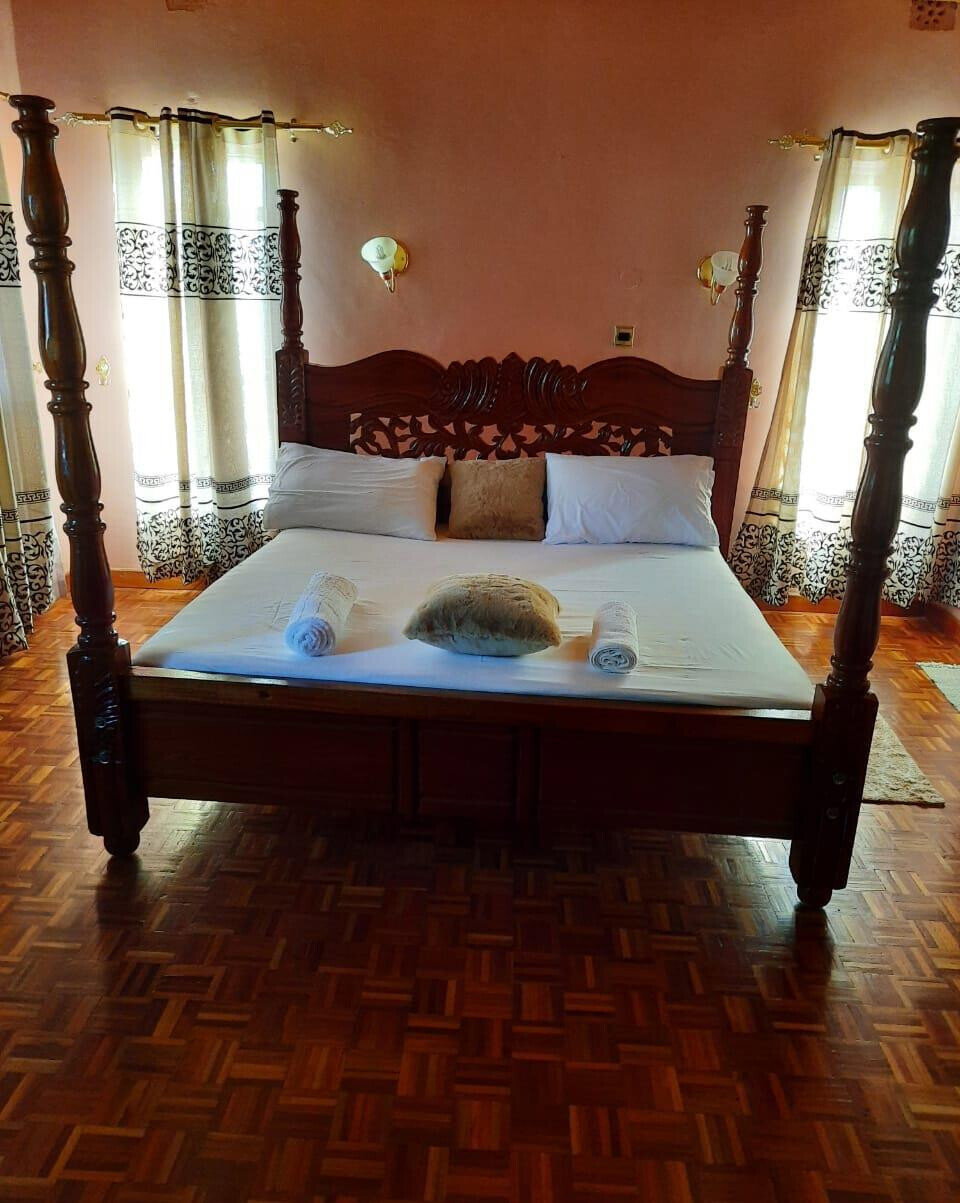 5BR All-Ensuite Townhouse with Garden & Gated Community - Nkoroi, Ngong