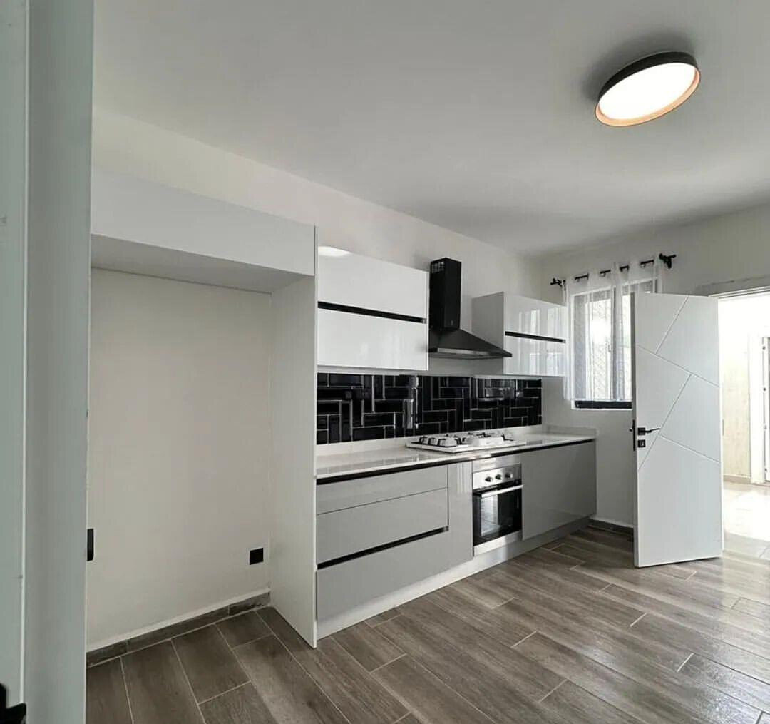 4BR Townhouse with DSQ & Backyard Garden - South C Gated
