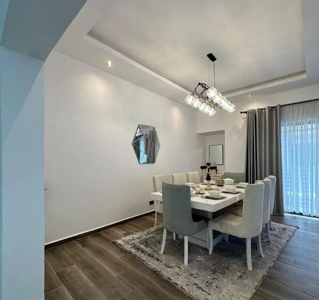 4BR Townhouse with DSQ & Backyard Garden - South C Gated