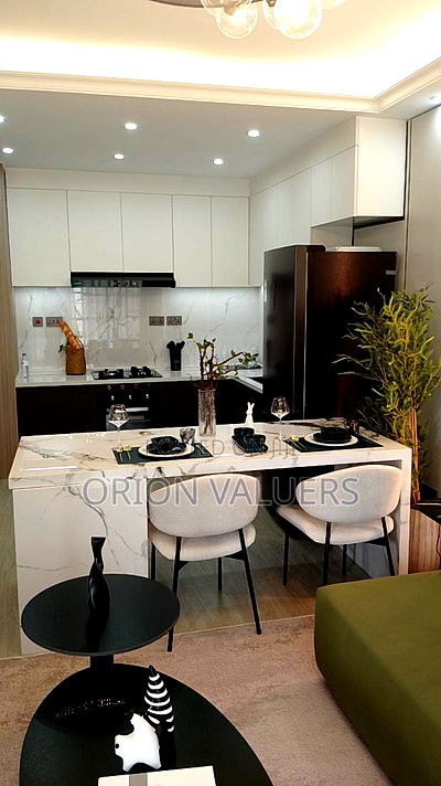 1bdrm Apartment in Emerald Springs, Lakeview Estate for sale - Image 5