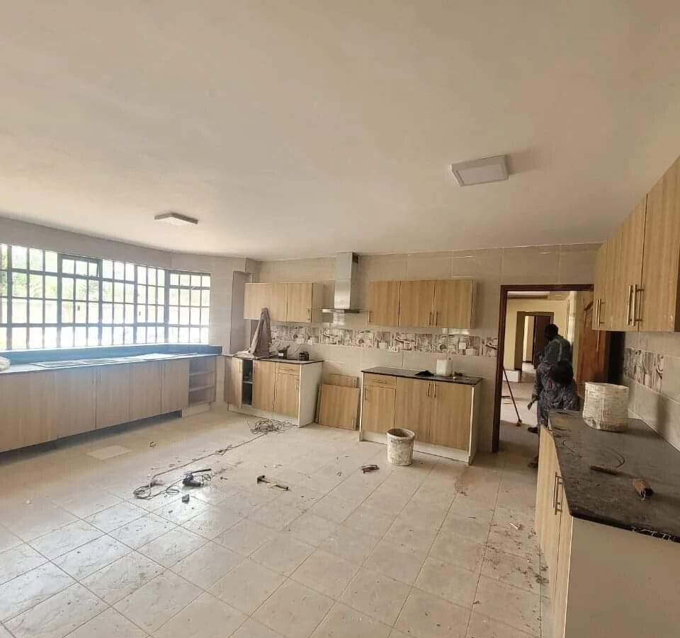 Newly Renovated 6-Bed Standalone House on Half-Acre – Karen