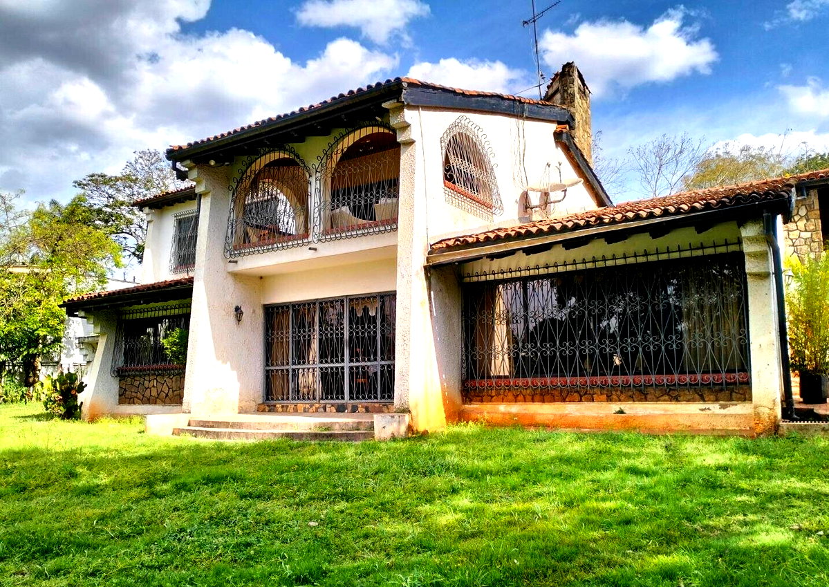 0.2 Acre Lavington Plot with Garden