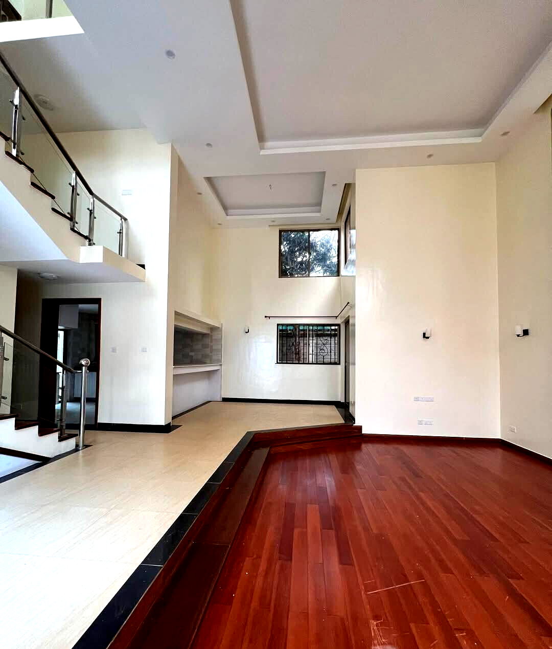 New 5-Ensuite Villa with Office & Playroom - Lavington