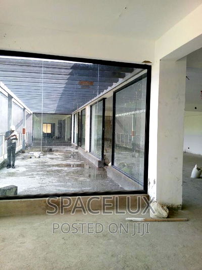 Restaurant Lounge Club Space - Image 4