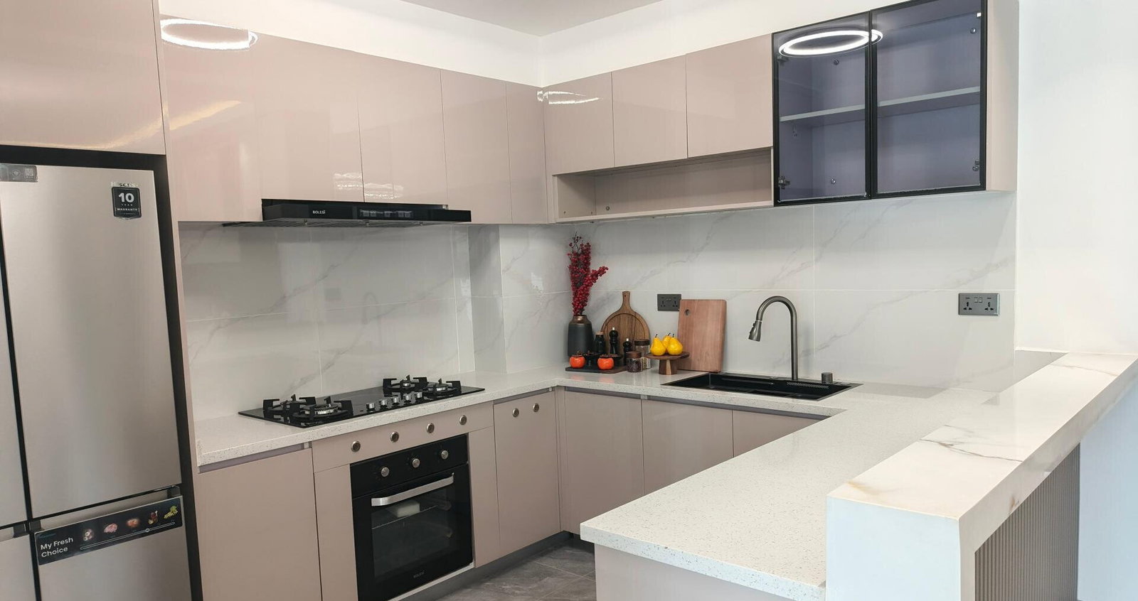 2BR En-Suite with Pool, Gym & Backup Systems - Kilimani