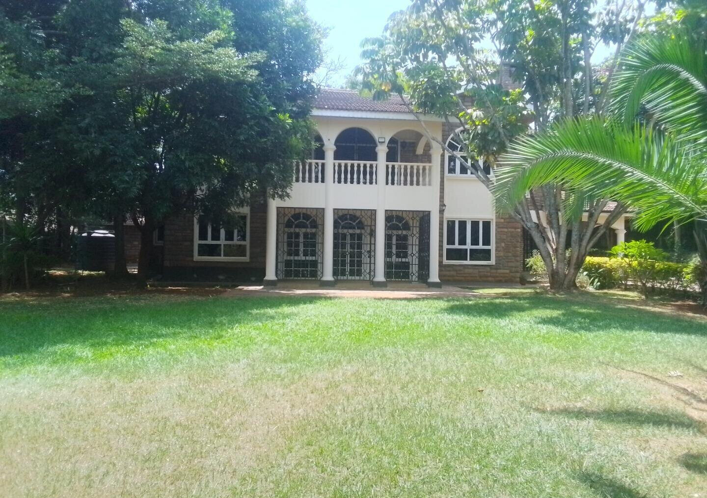 Half Acre 4BR Garden Home