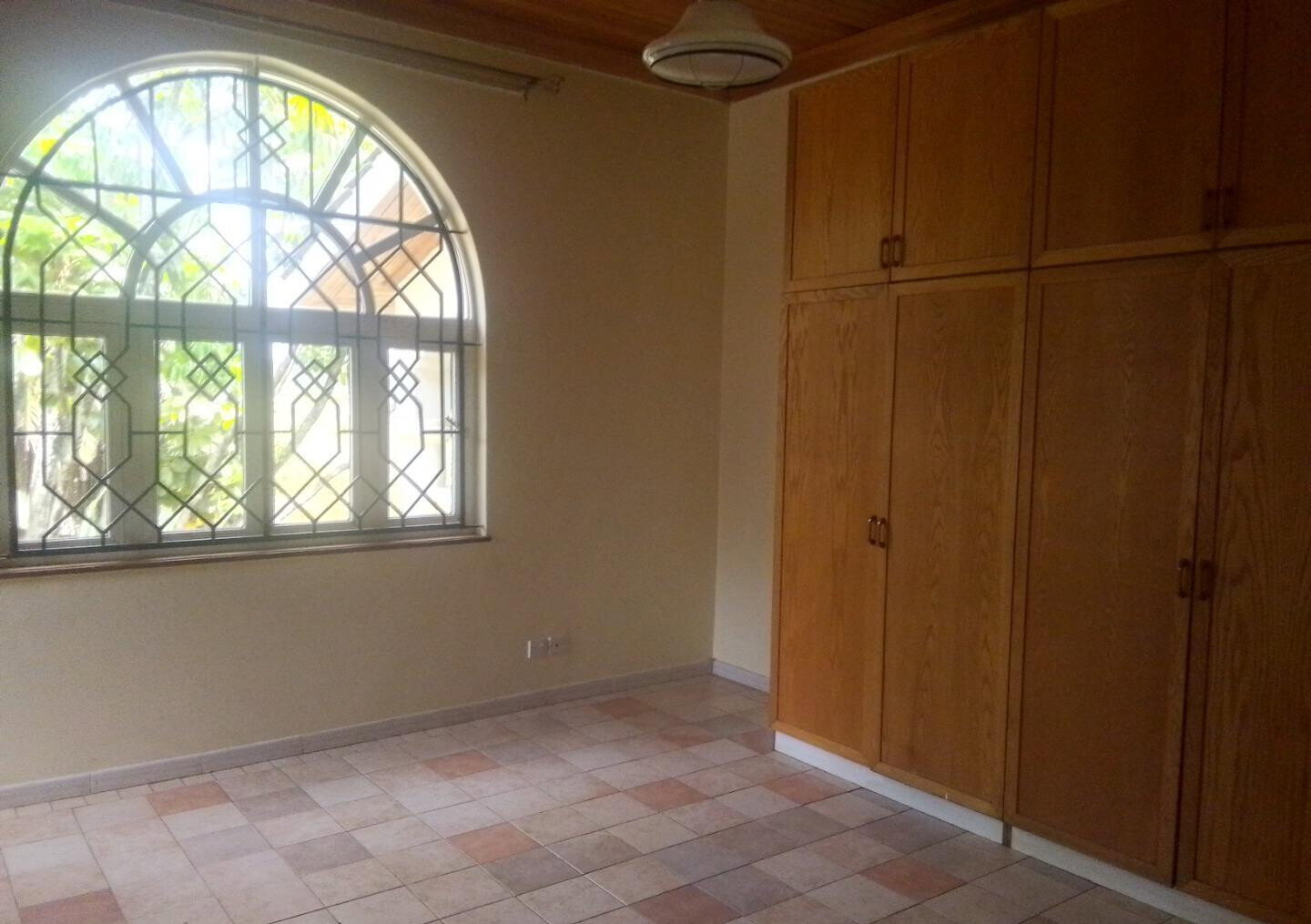 Half Acre 4BR Garden Home