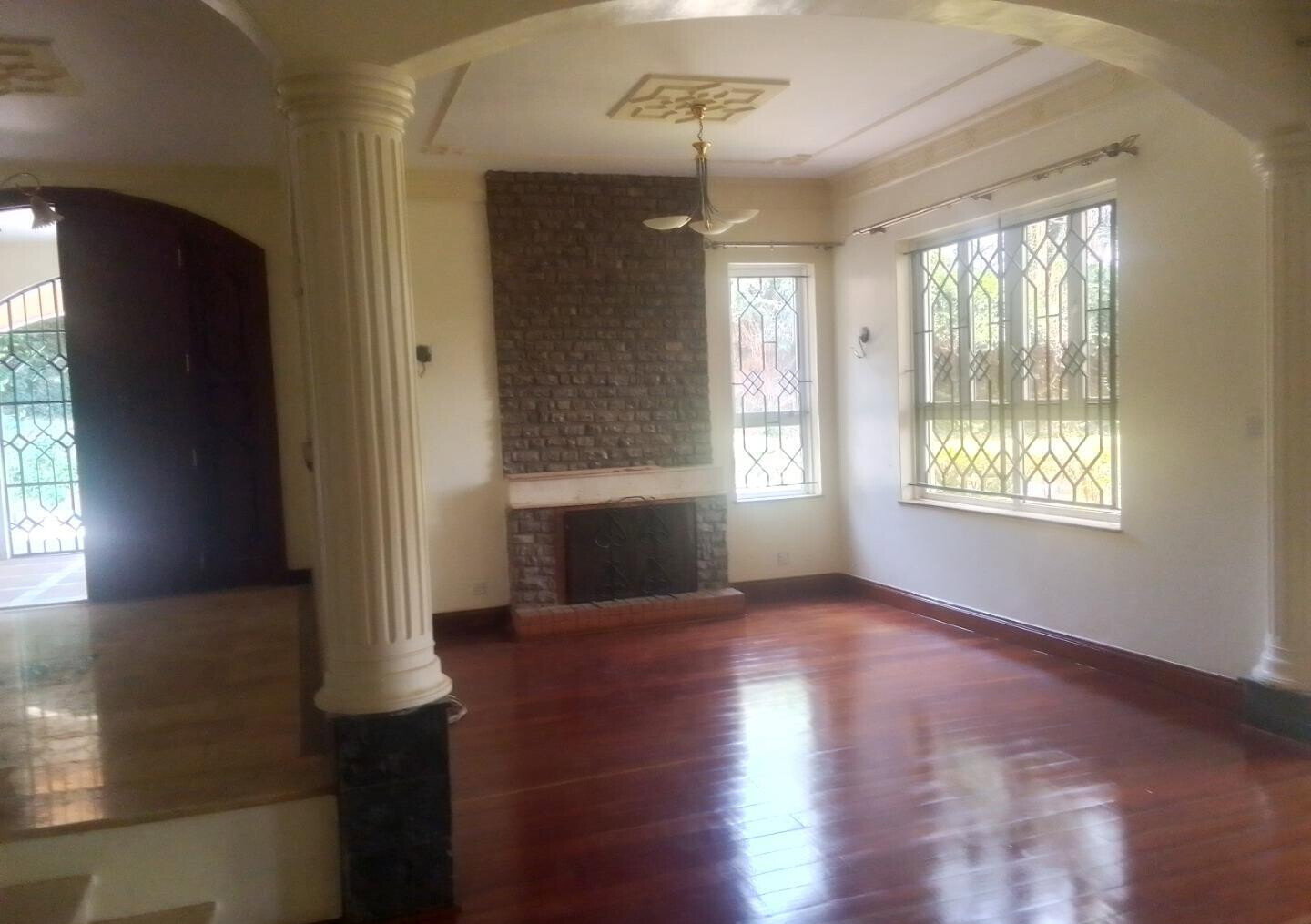 Half Acre 4BR Garden Home