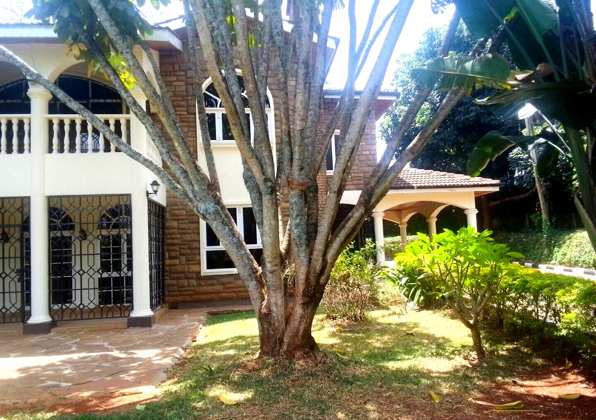 Half Acre 4BR Garden Home