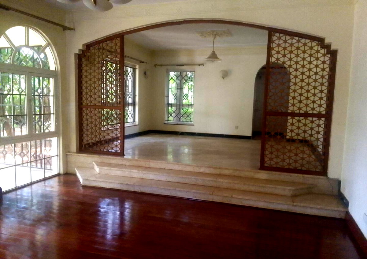 Half Acre 4BR Garden Home
