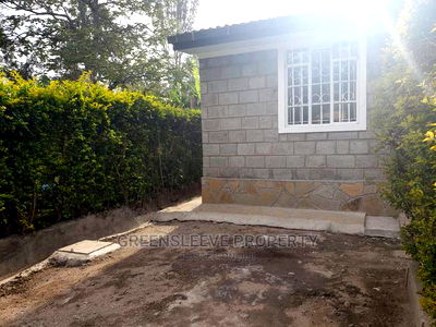 3bdrm Bungalow in Mangari Roads Karen, Hardy for Rent - Image 5