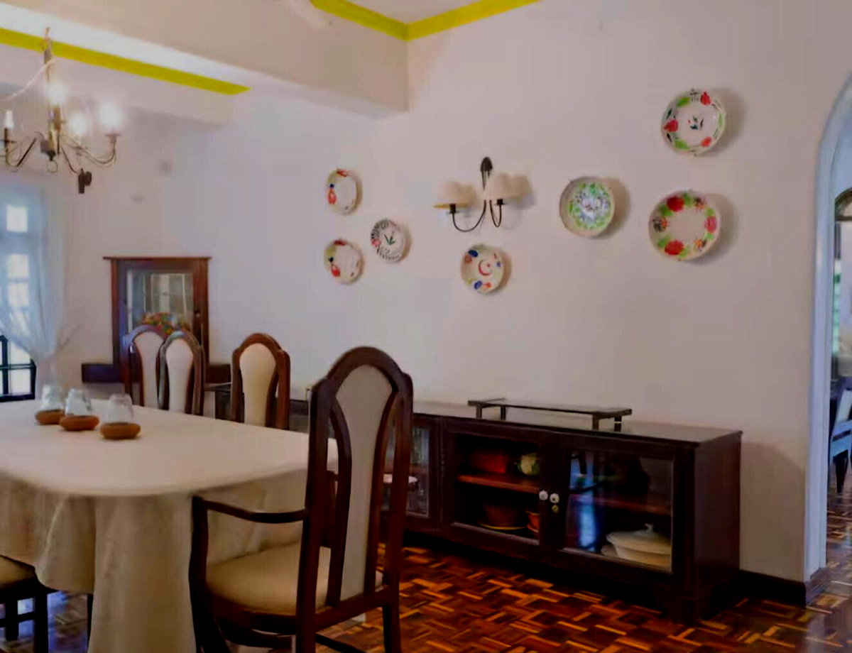 1-Acre Townhouse with Hotel Potential - Shanzu, Nyali