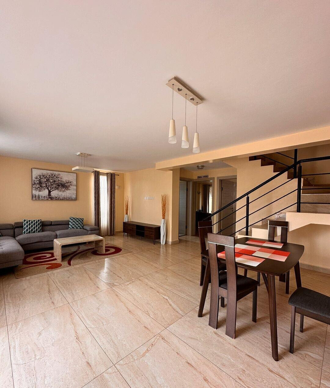 4BR Family Townhouse with Solar Heating - Syokimau