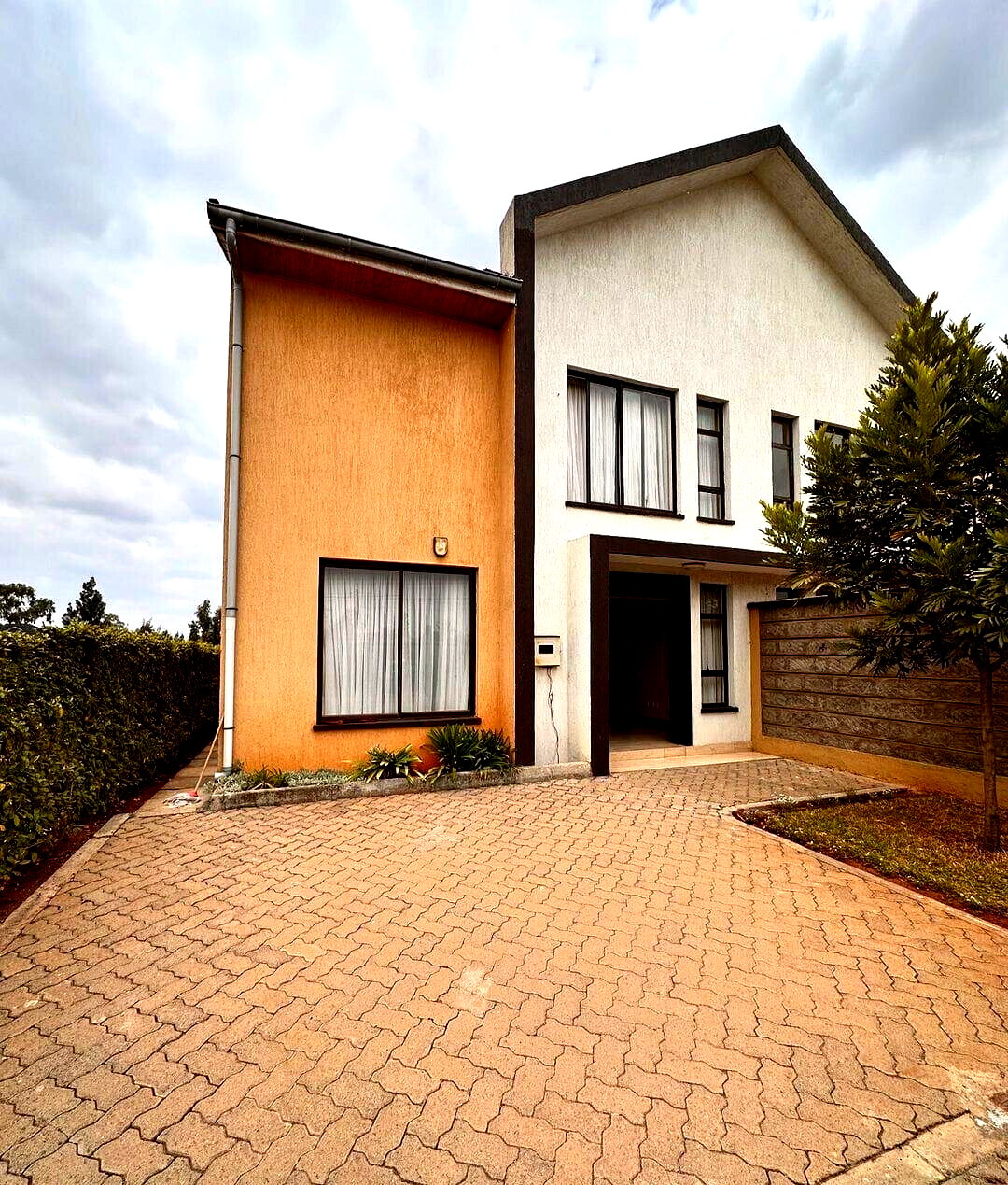 4BR Family Townhouse with Solar Heating - Syokimau