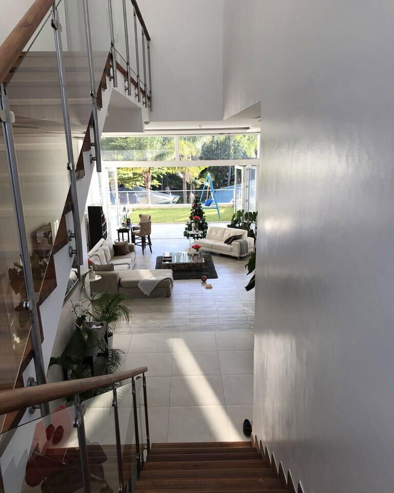5-Ensuite Townhouse with Pool & UN-Approved Security - Spring Valley