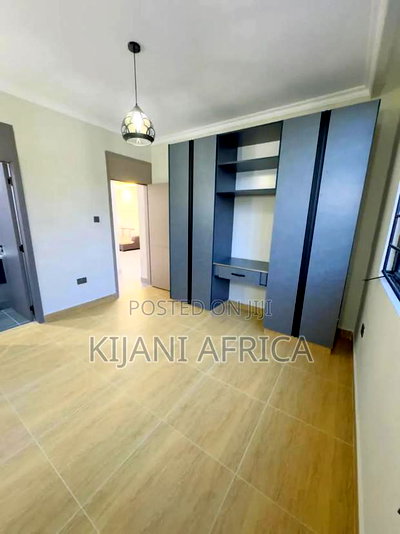 3bdrm Bungalow in Kitengela for sale - Image 10