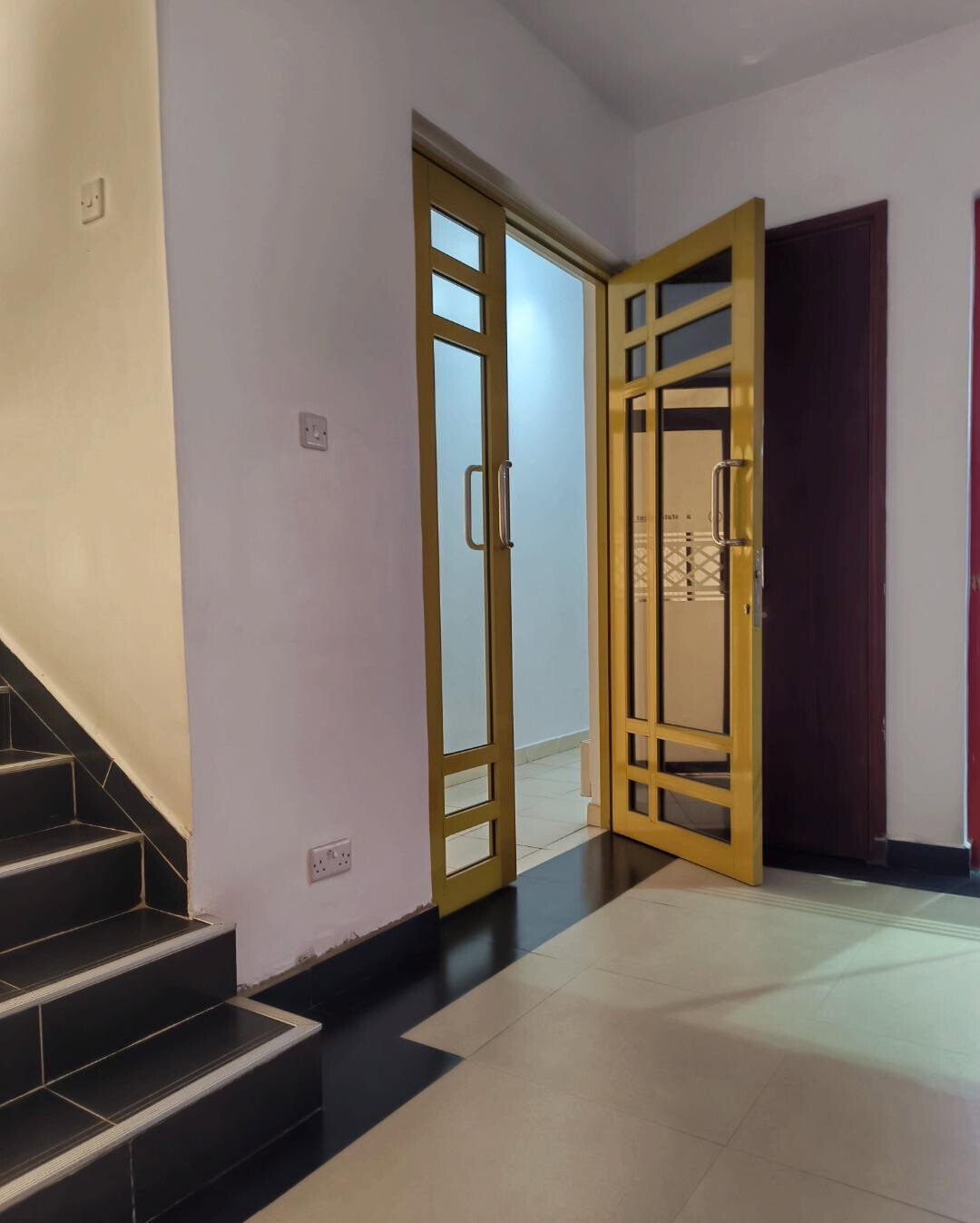 KSh 23M Office Space with Garden