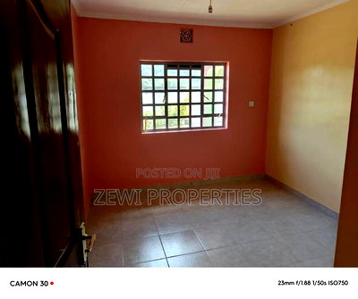 3bdrm Bungalow in Ole Roimem, Ngong for sale - Image 14