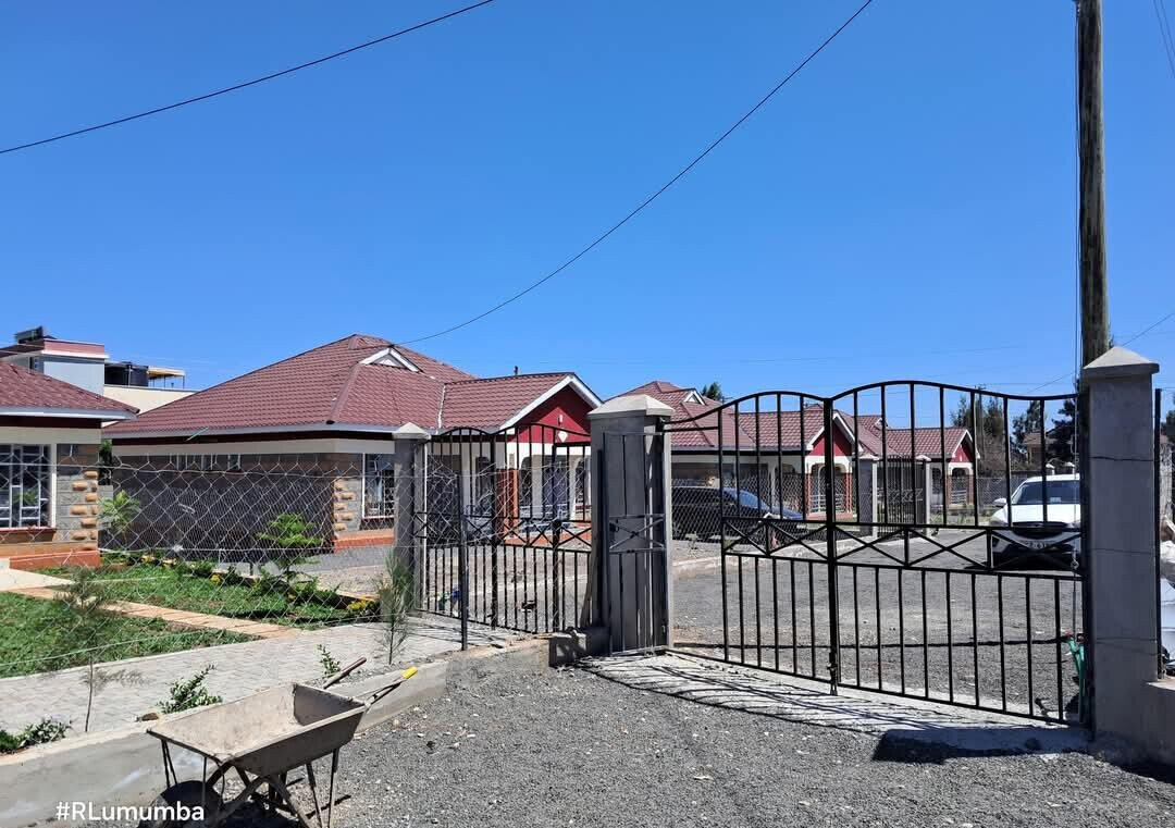 3BR All-Ensuite Bungalow with Mahogany Finishes - Acacia, Kitengela