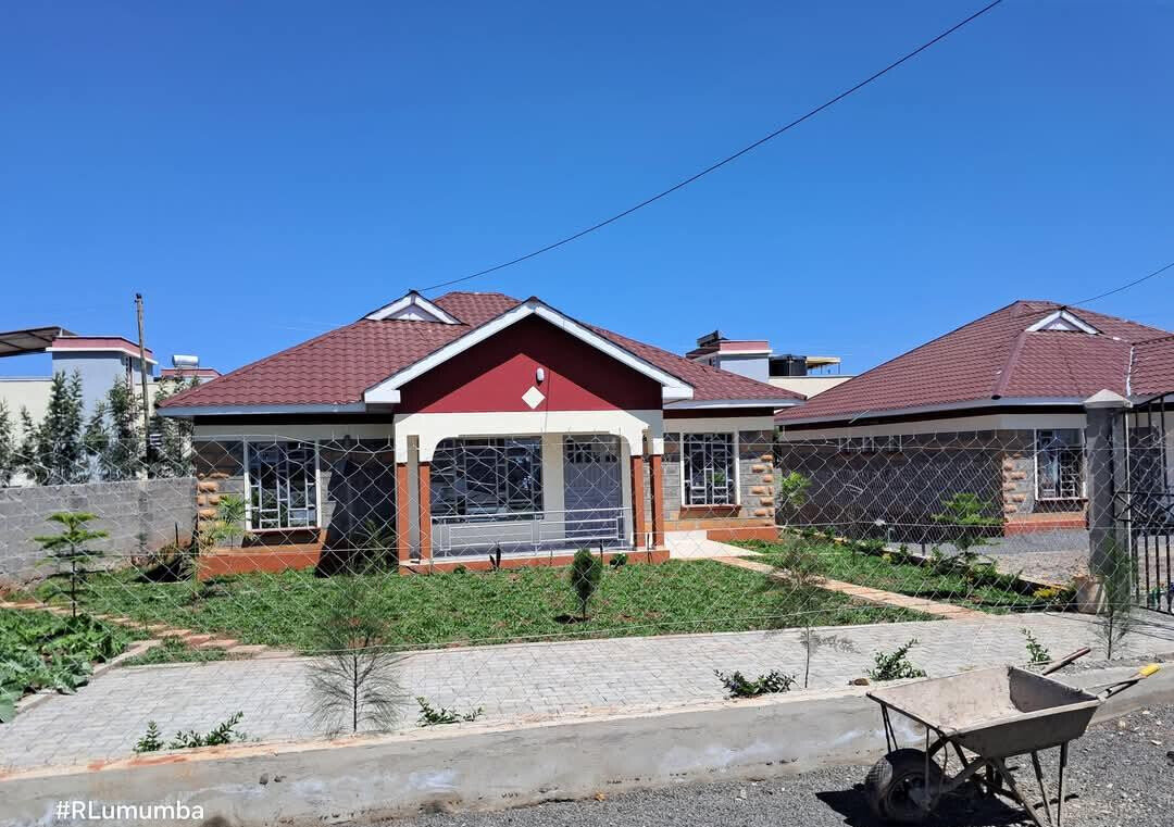 3BR All-Ensuite Bungalow with Mahogany Finishes - Acacia, Kitengela