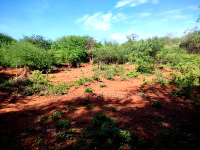 Embu County, Kiambere Agricultural 4acres Land - Image 9