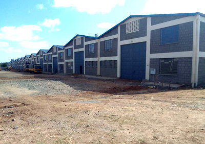 50x100 Warehouse with Parking for Sale