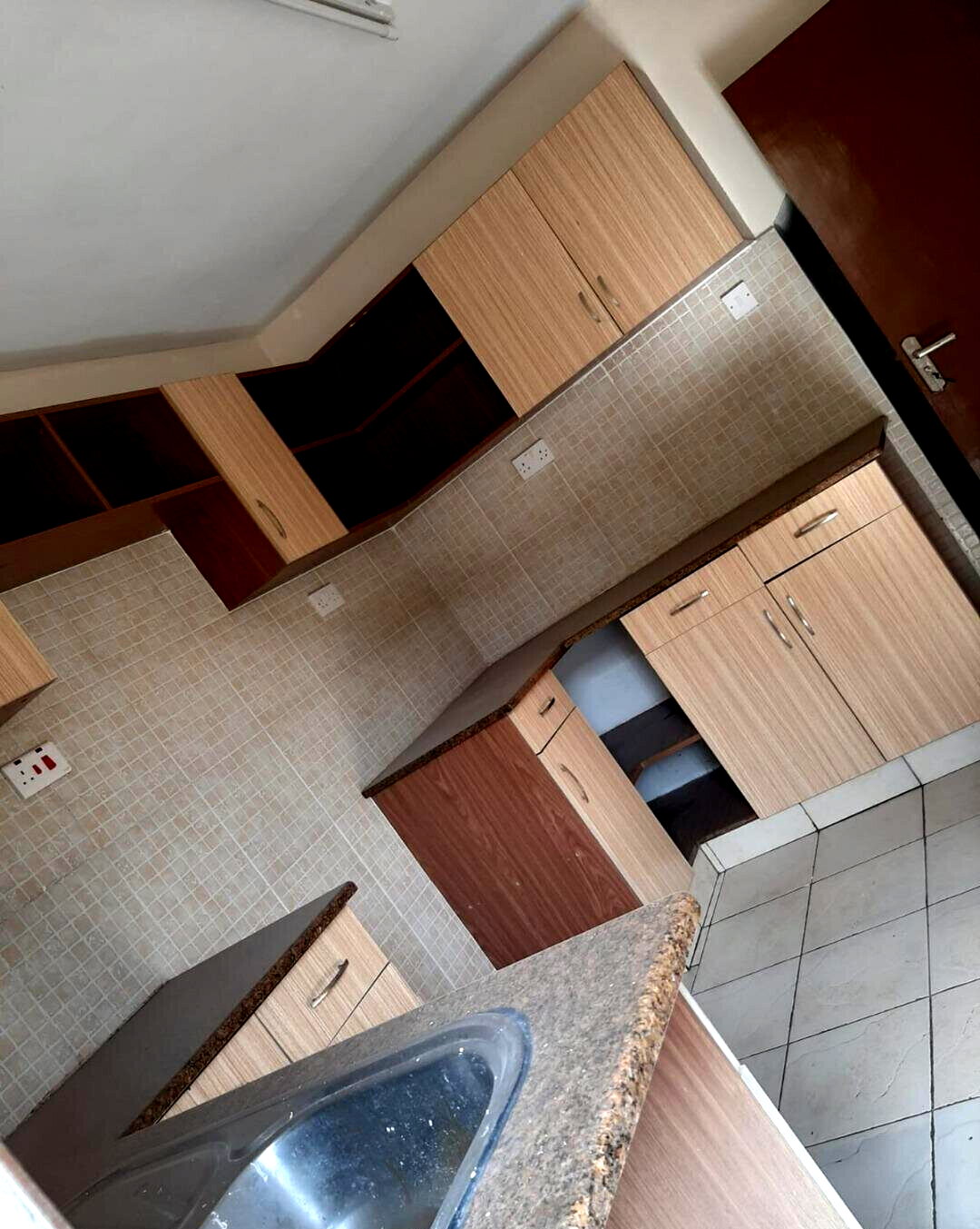 4BR Gables Park Townhouse with Clubhouse & Playground - Syokimau