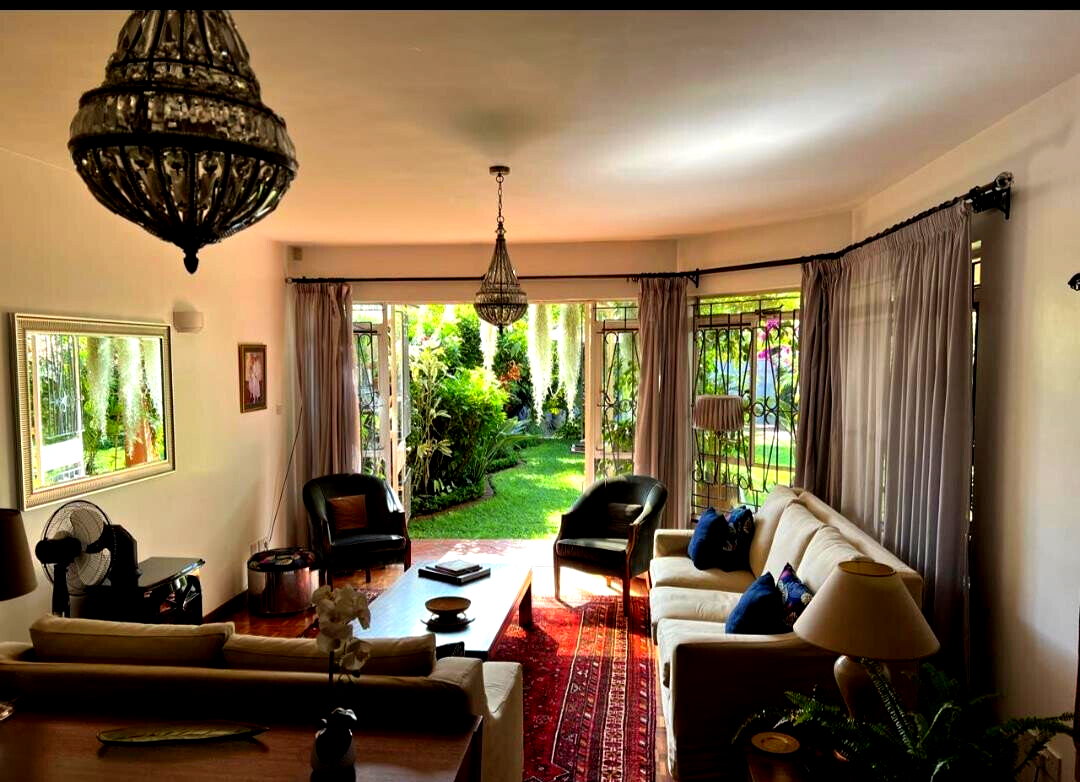 5-Bed Townhouse with Private Garden & DSQ - Kilimani