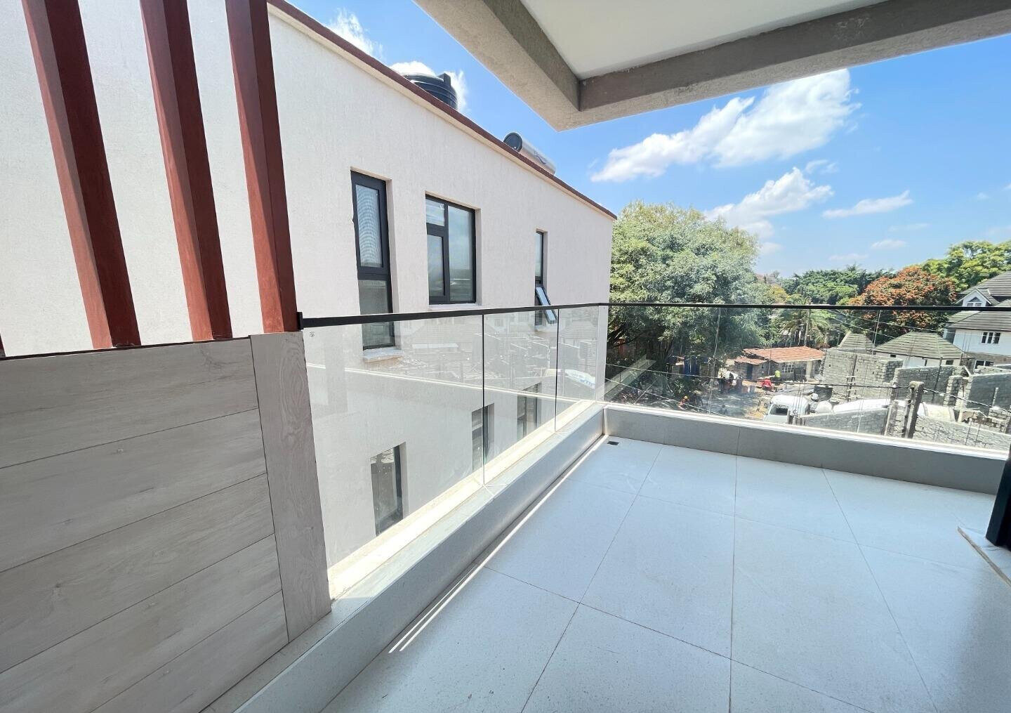 Modern 5-Ensuite Townhouse with DSQ & Private Garden - Lavington