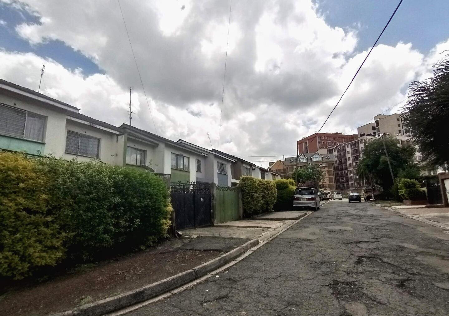 Corner Maisonette with DSQ & Downstairs Ensuite - South B