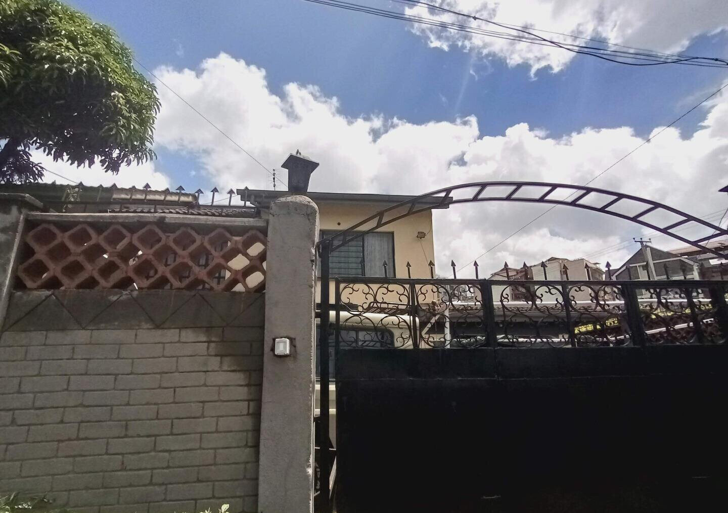 Corner Maisonette with DSQ & Downstairs Ensuite - South B