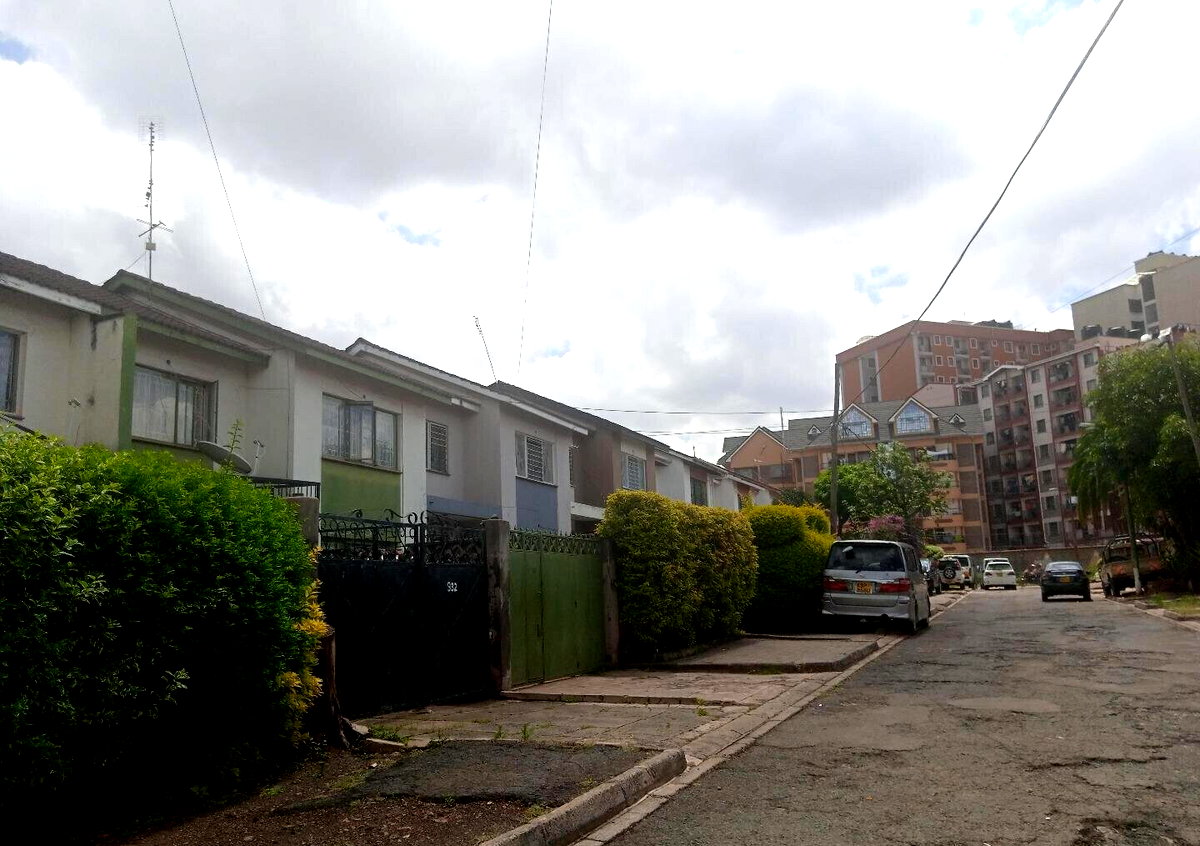 Corner Maisonette with DSQ & Downstairs Ensuite - South B