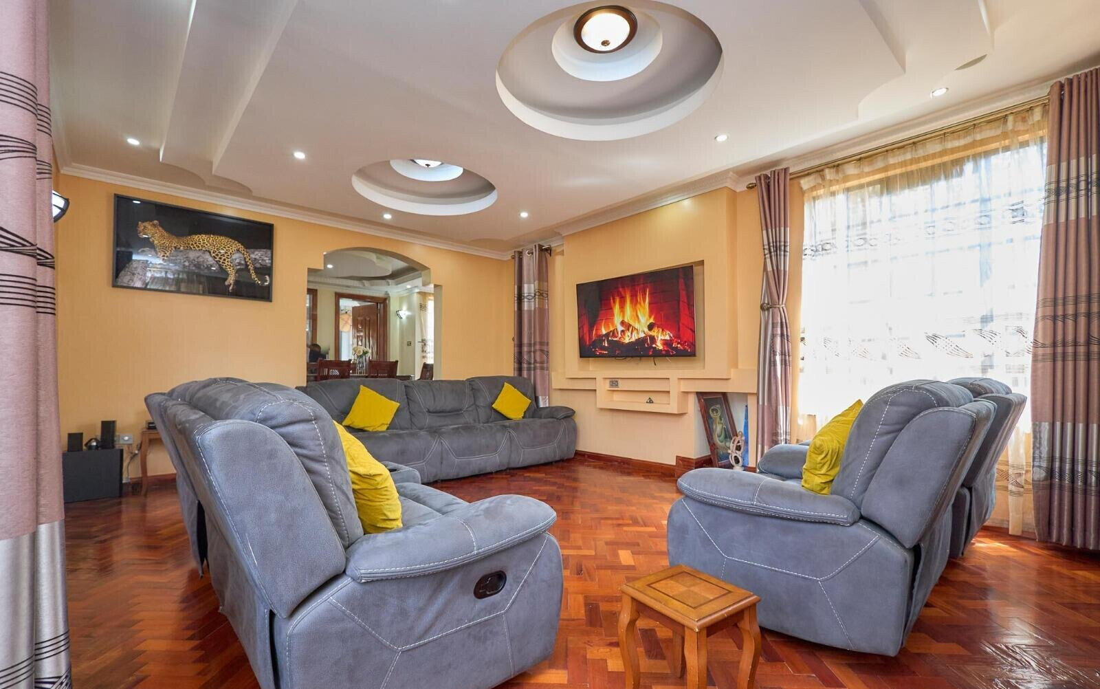 Ultra-Modern 5BR Townhouse 200m from Tarmac - Membley, Ruiru