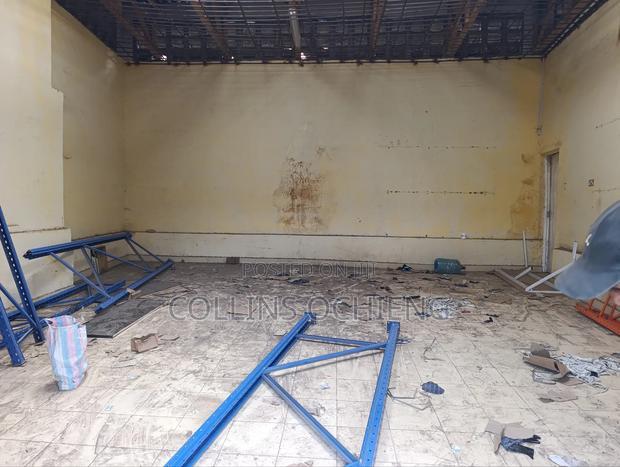 Small Warehouse (900sqft) to Let - Enterprise Rd